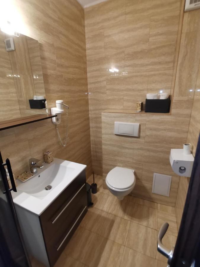 Hotel Bellavista Brasov Săcele Zewnętrze zdjęcie