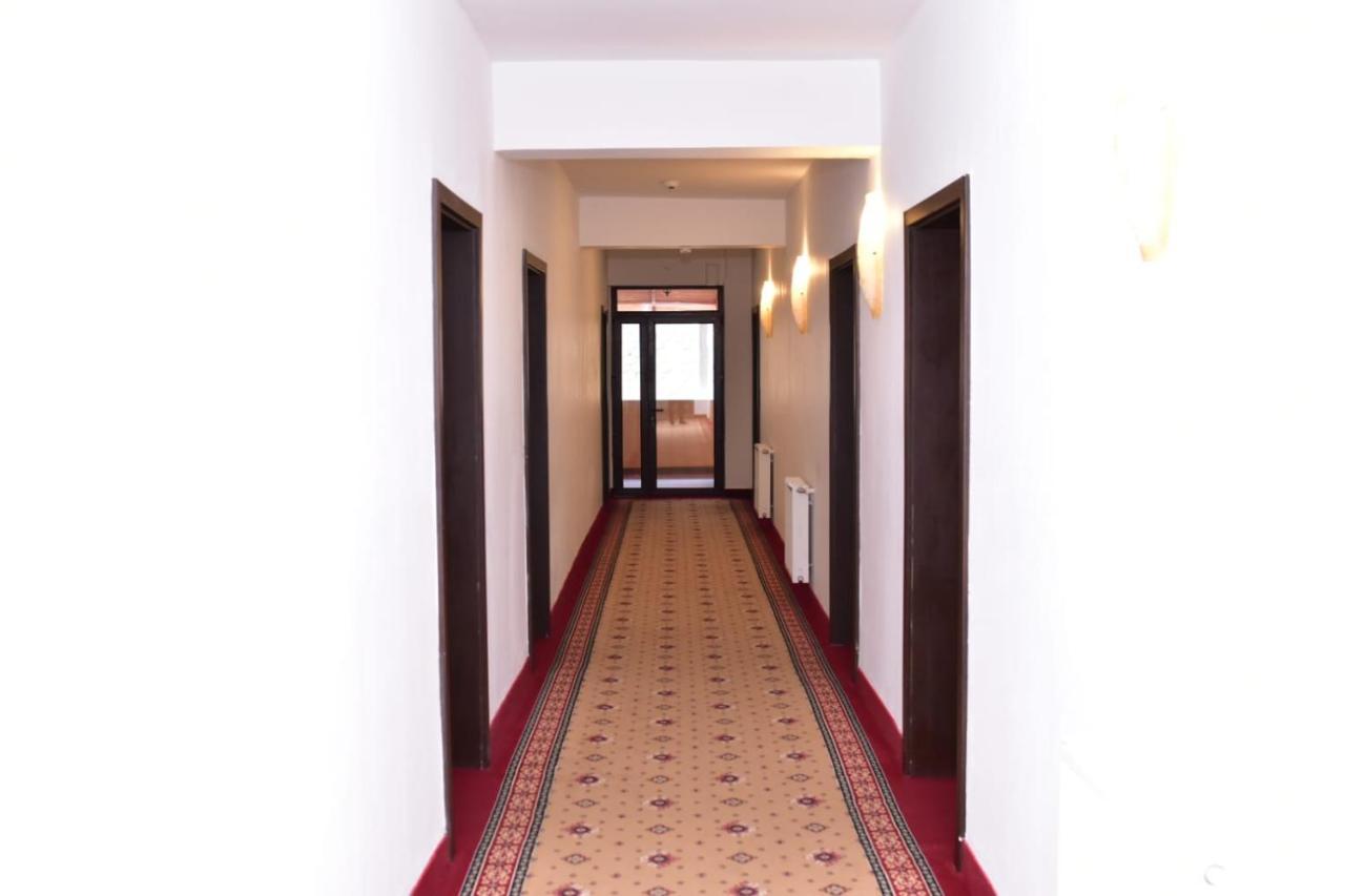 Hotel Bellavista Brasov Săcele Zewnętrze zdjęcie