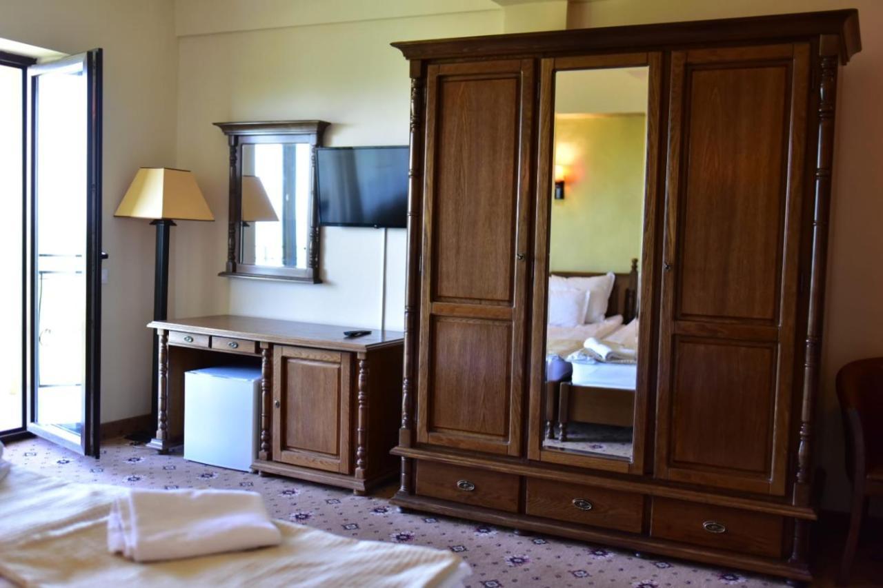 Hotel Bellavista Brasov Săcele Zewnętrze zdjęcie