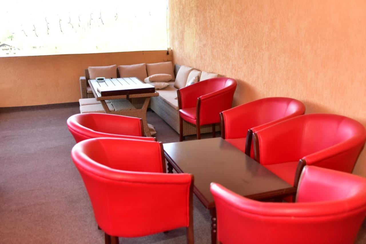 Hotel Bellavista Brasov Săcele Zewnętrze zdjęcie