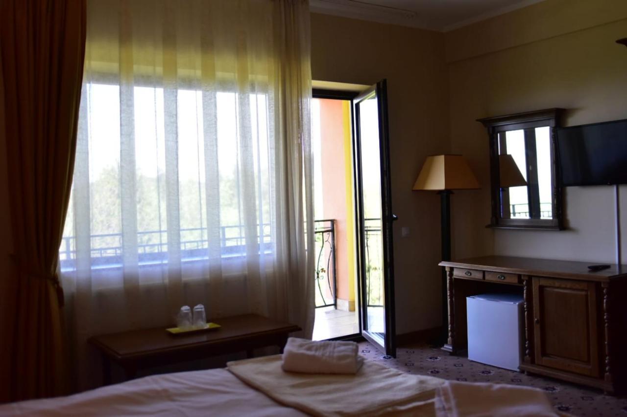 Hotel Bellavista Brasov Săcele Zewnętrze zdjęcie