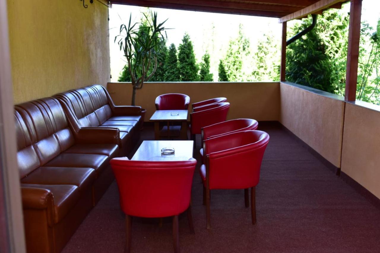 Hotel Bellavista Brasov Săcele Zewnętrze zdjęcie