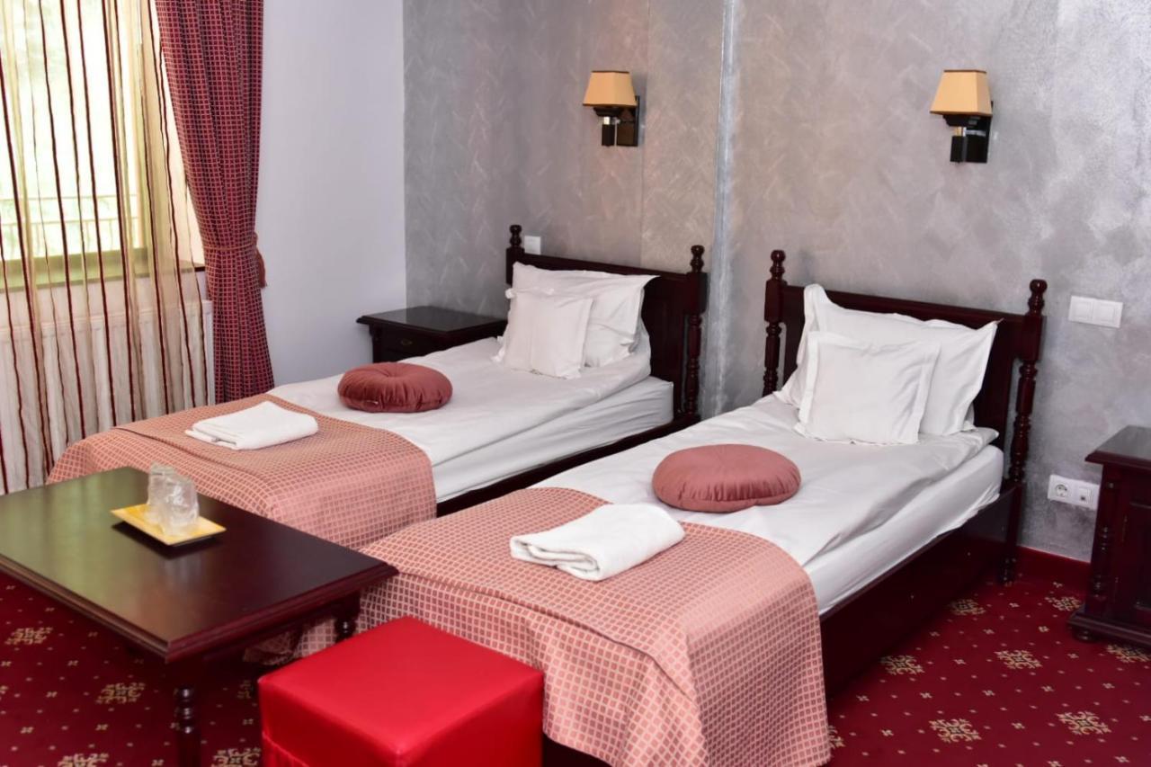 Hotel Bellavista Brasov Săcele Zewnętrze zdjęcie