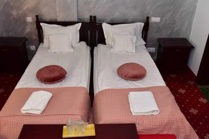Hotel Bellavista Brasov Săcele Zewnętrze zdjęcie