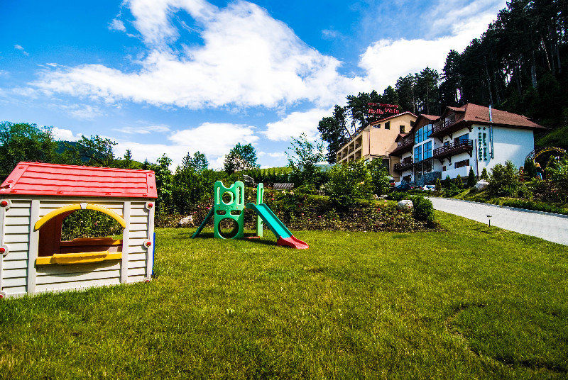 Hotel Bellavista Brasov Săcele Zewnętrze zdjęcie