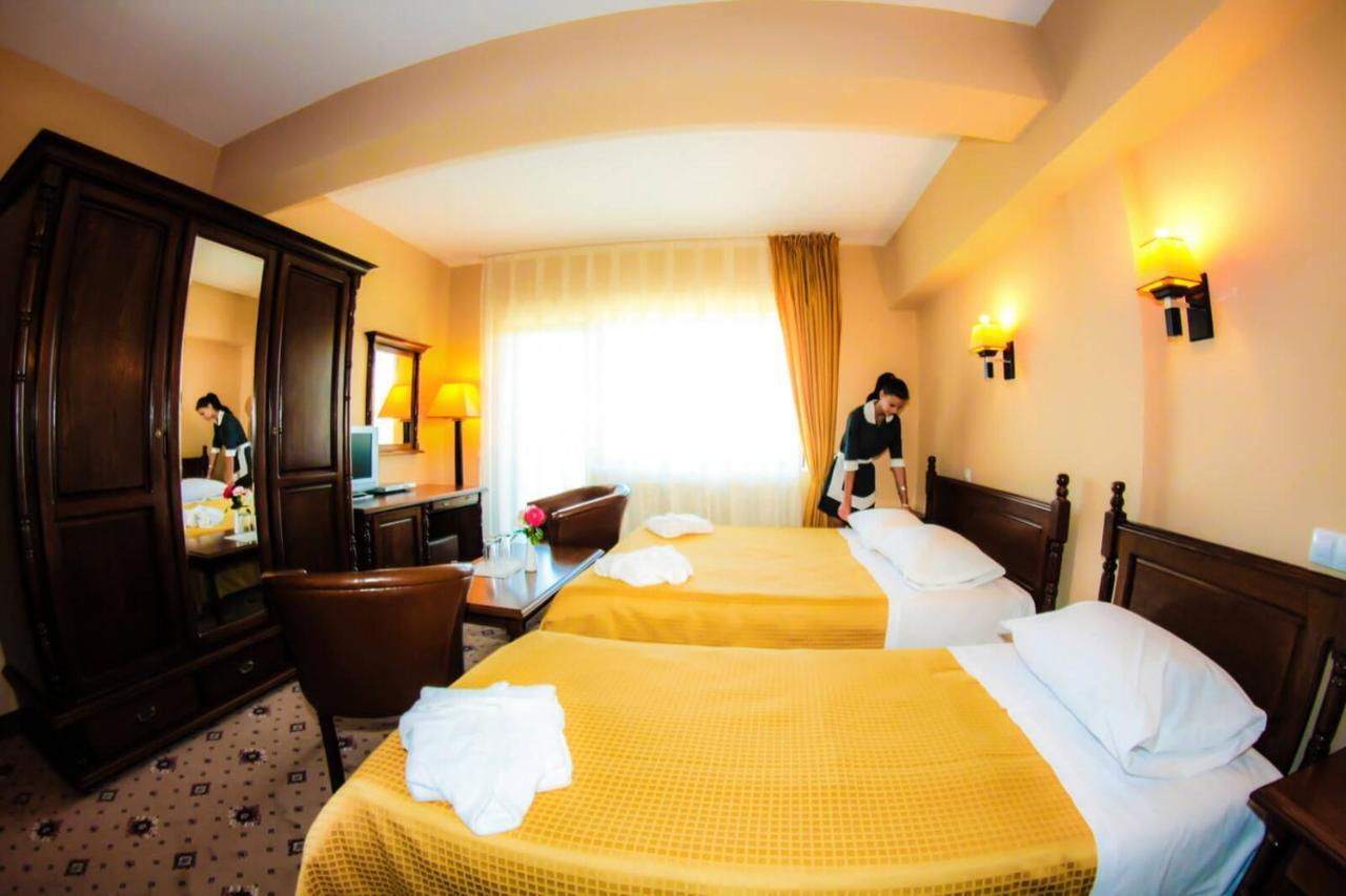 Hotel Bellavista Brasov Săcele Zewnętrze zdjęcie